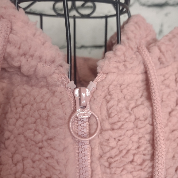 Victoria's Secret PINK Sherpa Hooded Pullover - Picture 8 of 15